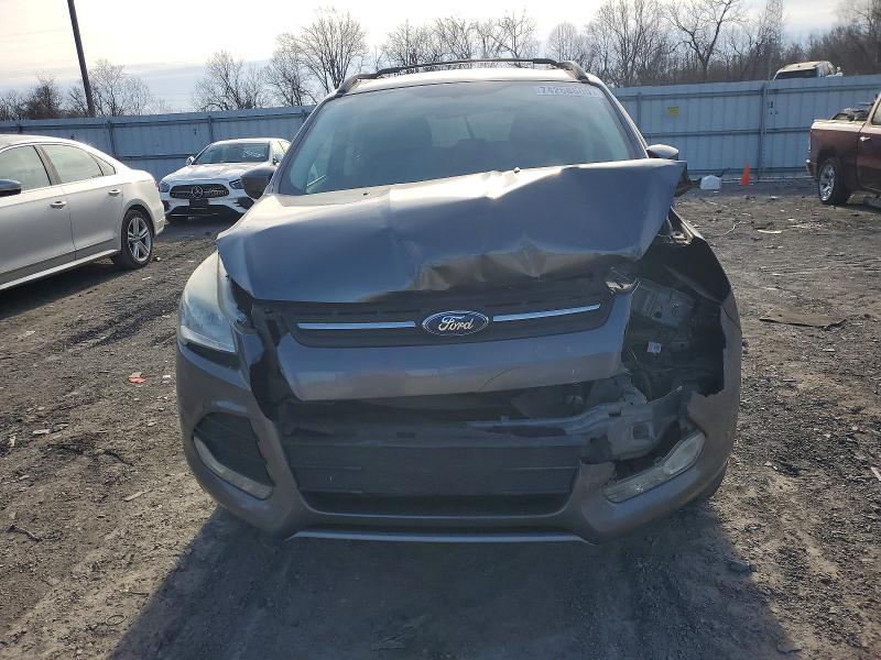 Photo 5 from auction – 2013 FORD ESCAPE with VIN 1FMCU9G95DUD14831