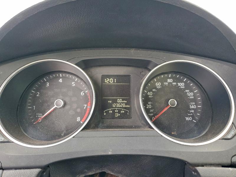 Photo 9 from auction – 2015 VOLKSWAGEN JETTA BASE with VIN 3VW2K7AJ8FM412558
