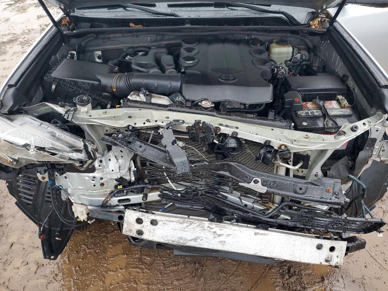 Photo 12 from auction – 2017 TOYOTA 4RUNNER SR with VIN JTEBU5JR1H5410694