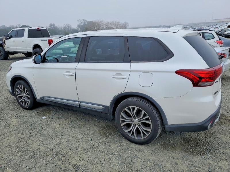 Photo 2 from auction – 2018 MITSUBISHI OUTLANDER with VIN JA4AZ3A30JZ042616