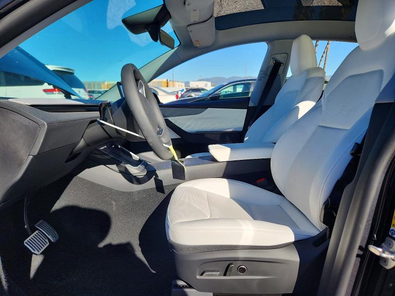 Photo 7 from auction – 2026 TESLA MODEL Y with VIN 7SAYGDEE4TF408018