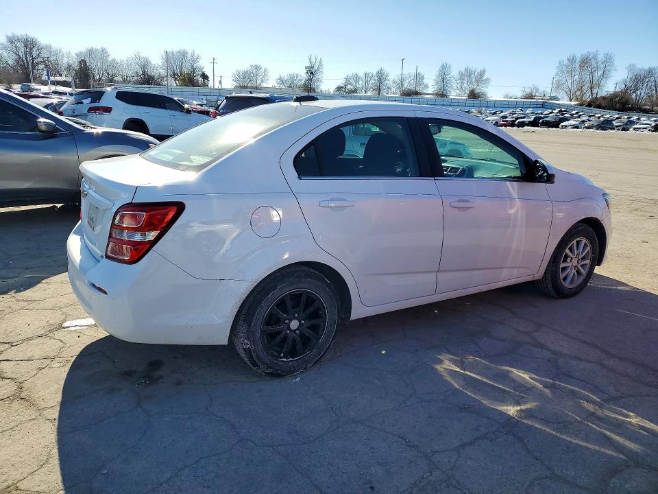 Photo 3 from auction – 2017 CHEVROLET SONIC LT with VIN 1G1JD5SH5H4125467