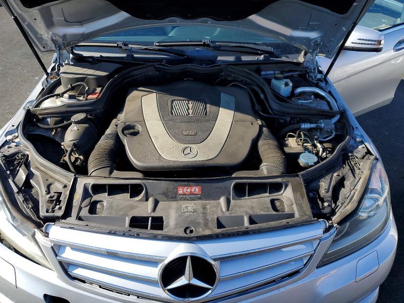 صورة رقم 11 من المزاد - 2012 MERCEDES-BENZ C 300 4MAT مع VIN WDDGF8BB6CA724693