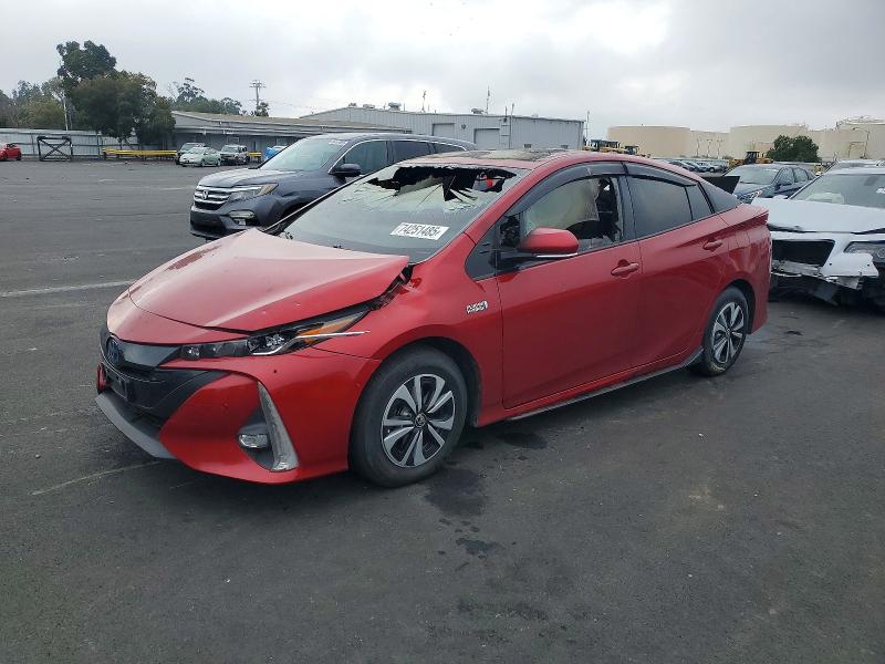 TOYOTA PRIUS PRIM 2018 with VIN JTDKARFP1J3097045 - Photo from auction