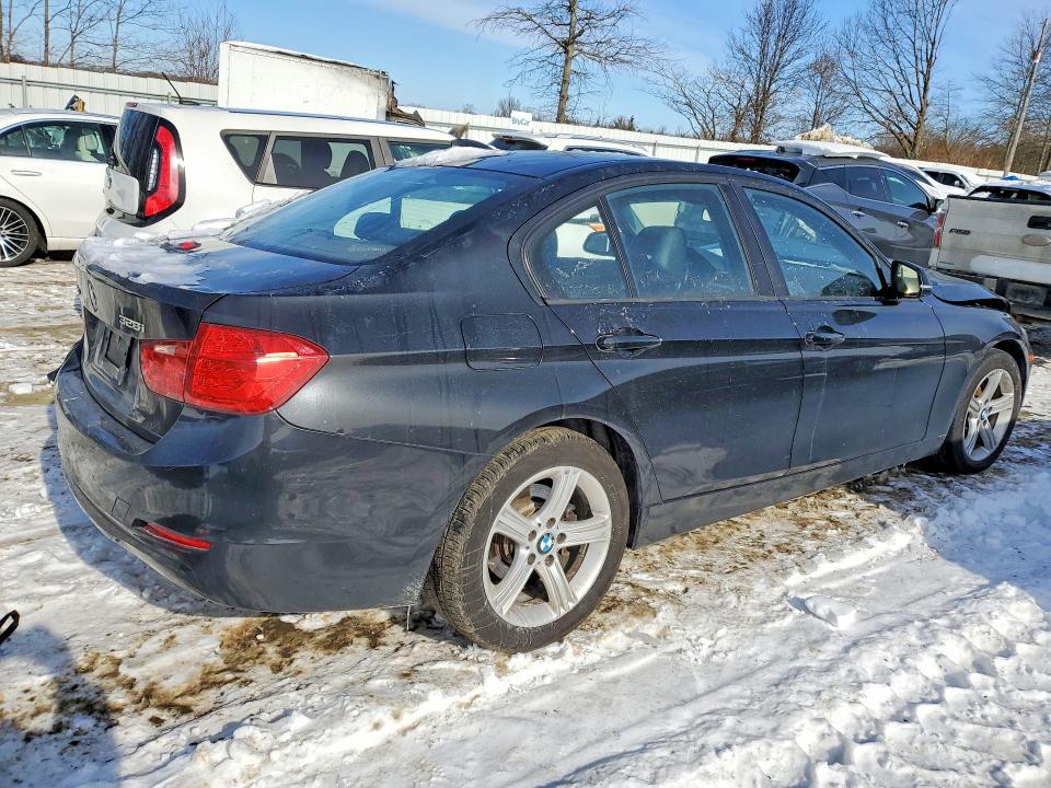 Photo 3 from auction – 2013 BMW 328 XI with VIN WBA3B3G59DNR79761