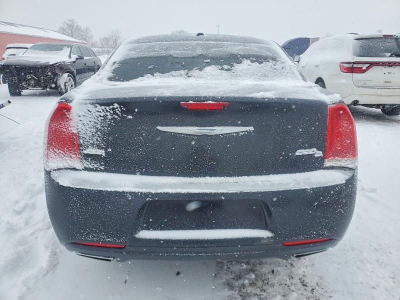 Photo 6 from auction – 2015 CHRYSLER 300C PLATI with VIN 2C3CCASGXFH864583