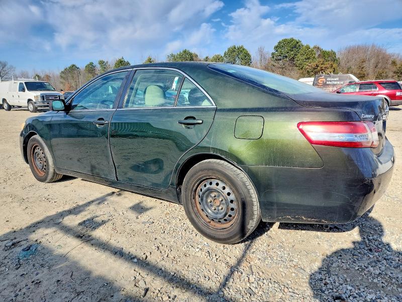 Photo 2 from auction – 2010 TOYOTA CAMRY BASE with VIN 4T1BF3EK2AU572566