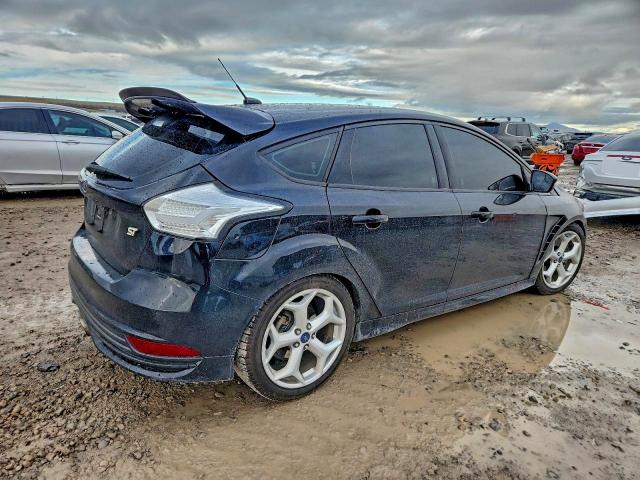 Photo 3 from auction – 2016 FORD FOCUS ST with VIN 1FADP3L91GL230198