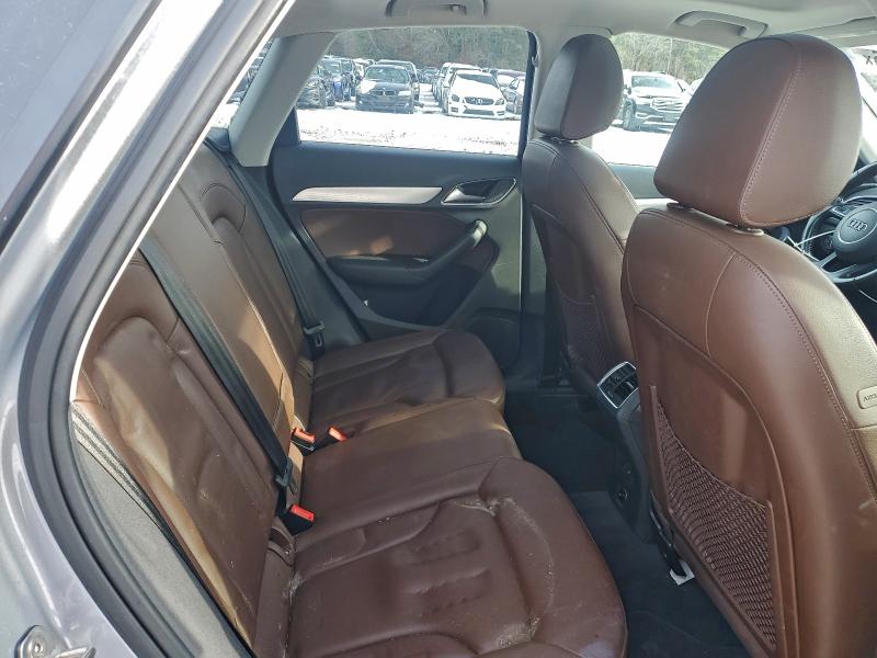 Photo 11 from auction – 2015 AUDI Q3 PREMIUM with VIN WA1EFCFS3FR012611