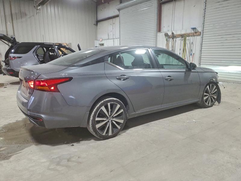 Photo 3 from auction – 2021 NISSAN ALTIMA SR with VIN 1N4BL4CW9MN301758