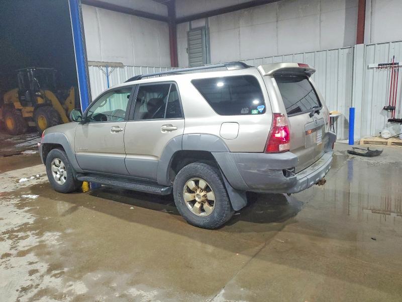 Photo 2 from auction – 2003 TOYOTA 4RUNNER SR with VIN JTEBU14RX30001197