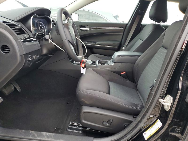 Photo 7 from auction – 2023 CHRYSLER 300 with VIN 2C3CCAAGXPH605000