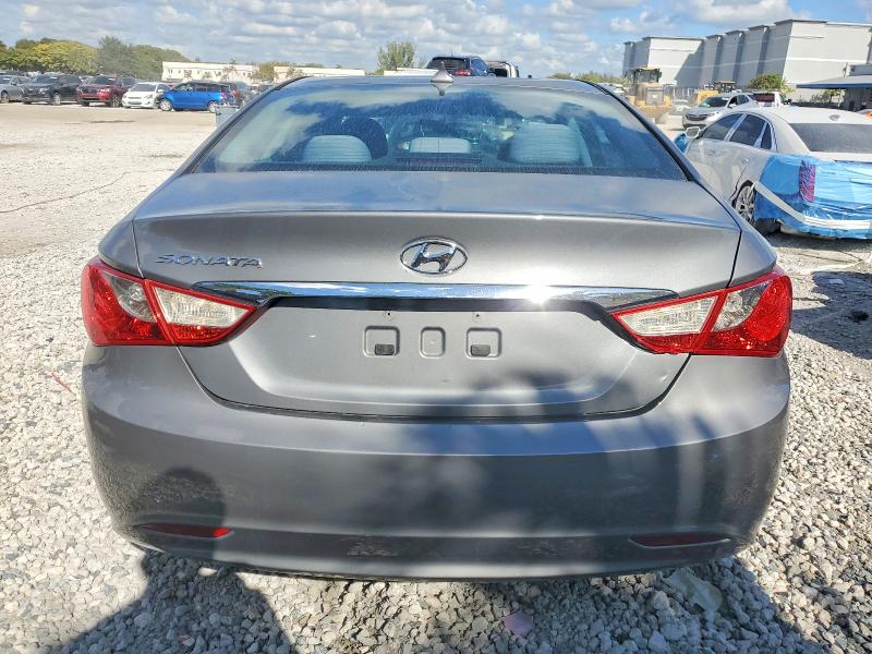 Photo 6 from auction – 2013 HYUNDAI SONATA GLS with VIN 5NPEB4AC2DH762593