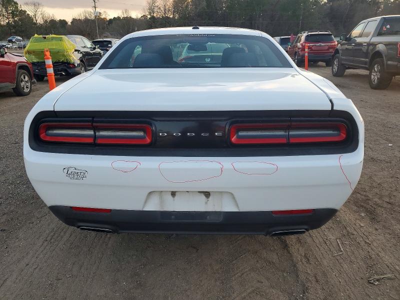Photo 6 from auction – 2016 DODGE CHALLENGER with VIN 2C3CDZAG6GH213482