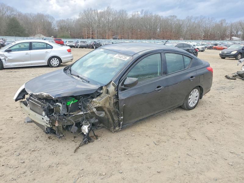 NISSAN VERSA S 2018 with VIN 3N1CN7AP0JL804972 - Photo from auction