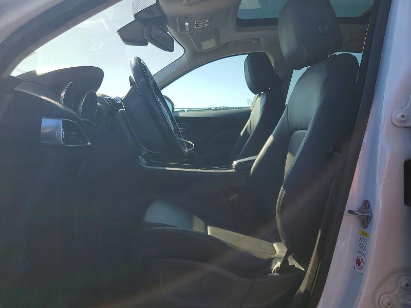 Photo 7 from auction – 2017 JAGUAR F-PACE with VIN SADCS2BV2HA889616