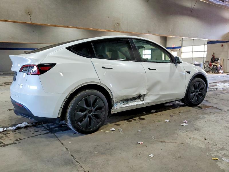 Foto 3 de la subasta – 2024 TESLA MODEL Y con VIN 7SAYGDEE3RA311186