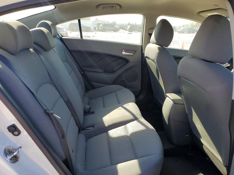 Photo 10 from auction – 2017 KIA FORTE LX with VIN 3KPFK4A76HE074873