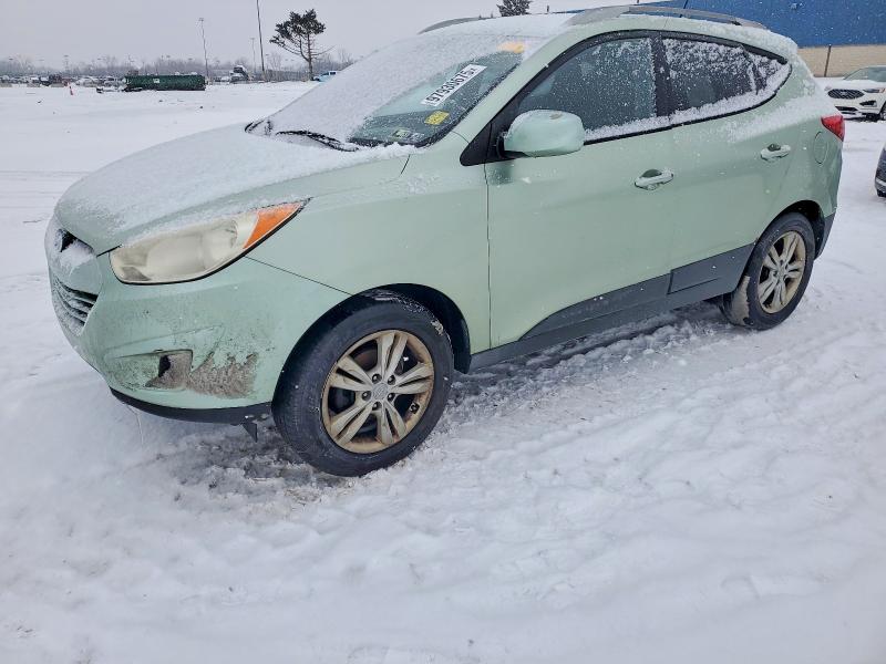 HYUNDAI TUCSON GLS 2011 with VIN KM8JU3AC1BU185797 - Photo from auction