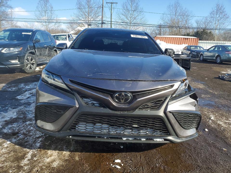 Photo 5 from auction – 2024 TOYOTA CAMRY with VIN 4T1G11AK2RU242002