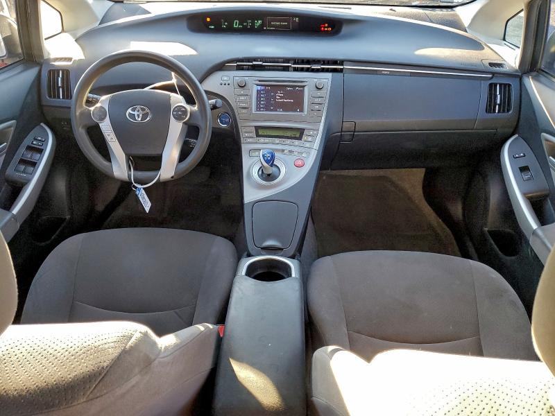Photo 8 from auction – 2014 TOYOTA PRIUS with VIN JTDKN3DU5E1767739