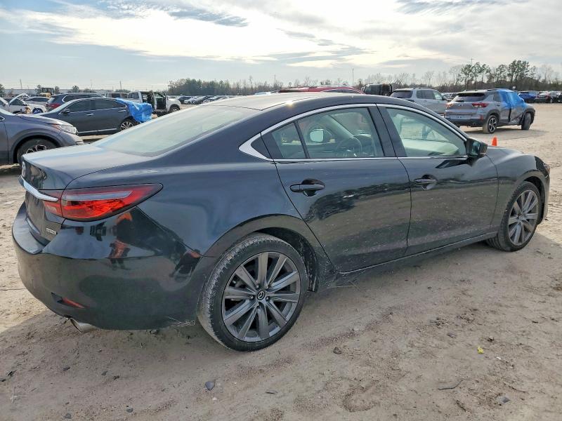 Photo 3 from auction – 2021 MAZDA 6 with VIN JM1GL1VM0M1604185