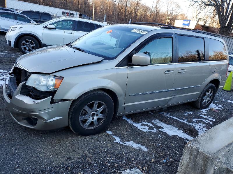 CHRYSLER TOWN & COU 2009 with VIN 2A8HR54119R565779 - Photo from auction