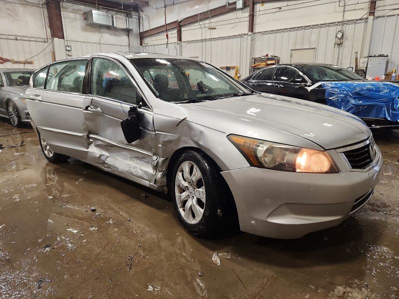 Photo 4 from auction – 2010 HONDA ACCORD with VIN 1HGCP2F79AA001184