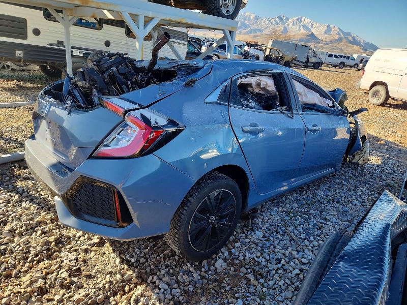 Photo 3 from auction – 2019 HONDA CIVIC EX with VIN SHHFK7H69KU218544