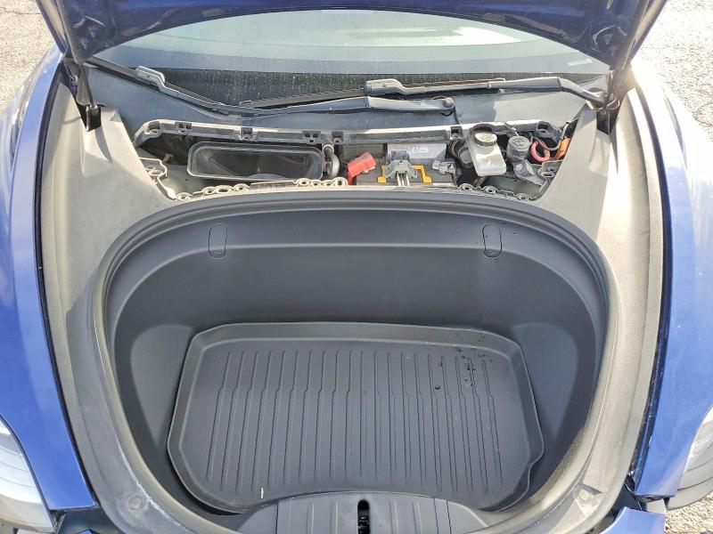 Photo 11 from auction – 2018 TESLA MODEL 3 with VIN 5YJ3E1EAXJF042460