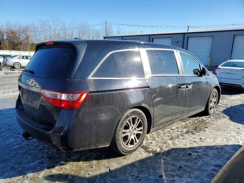 Photo 3 from auction – 2011 HONDA ODYSSEY EX with VIN 5FNRL5H60BB065570