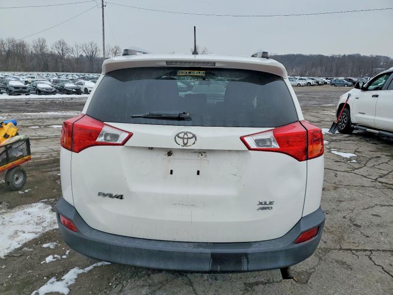 Photo 6 from auction – 2013 TOYOTA RAV4 XLE with VIN JTMRFREV9D5007827