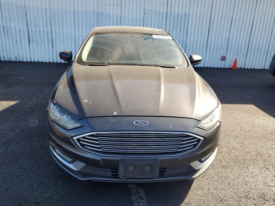 Photo 5 from auction – 2018 FORD FUSION SE with VIN 3FA6P0HD3JR285412