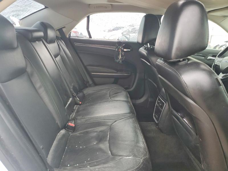Photo 10 from auction – 2016 CHRYSLER 300 with VIN 2C3CCAAG4GH106399