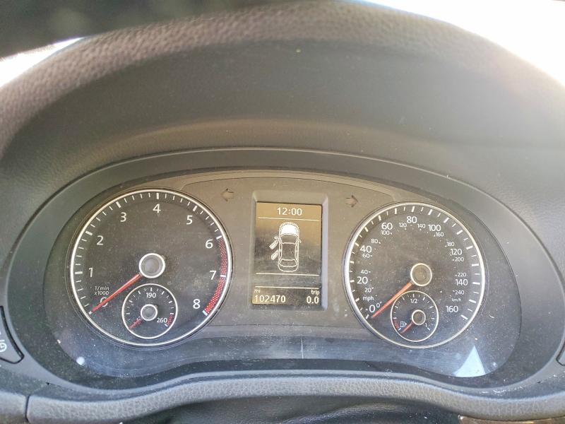 Photo 9 from auction – 2015 VOLKSWAGEN PASSAT with VIN 1VWCT7A32FC090505