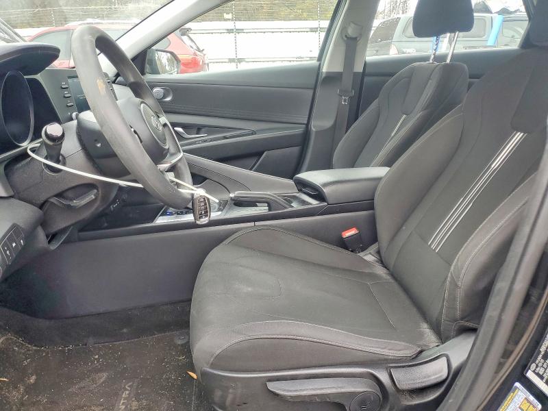 Photo 7 from auction – 2023 HYUNDAI ELANTRA SE with VIN 5NPLM4AG4PH117565