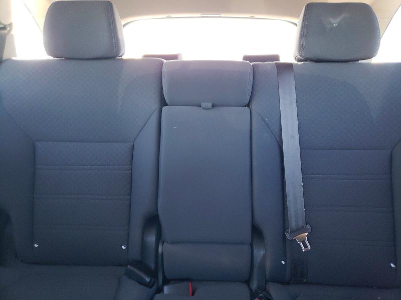 Photo 10 from auction – 2018 KIA SORENTO LX with VIN 5XYPGDA30JG393763