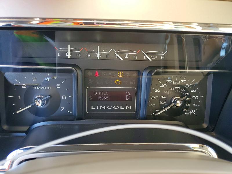 Photo 9 from auction – 2010 LINCOLN NAVIGATOR with VIN 5LMJJ3H5XAEJ05872