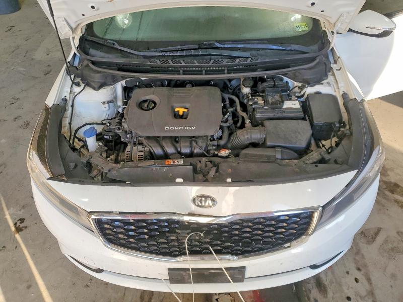 Photo 11 from auction – 2018 KIA FORTE LX with VIN 3KPFL4A77JE212018