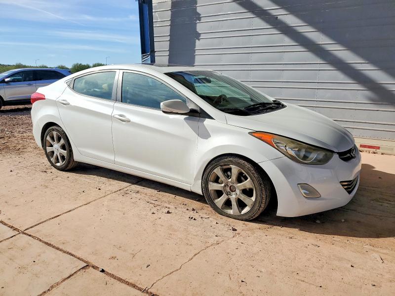 Photo 4 from auction – 2012 HYUNDAI ELANTRA GL with VIN 5NPDH4AE3CH107739