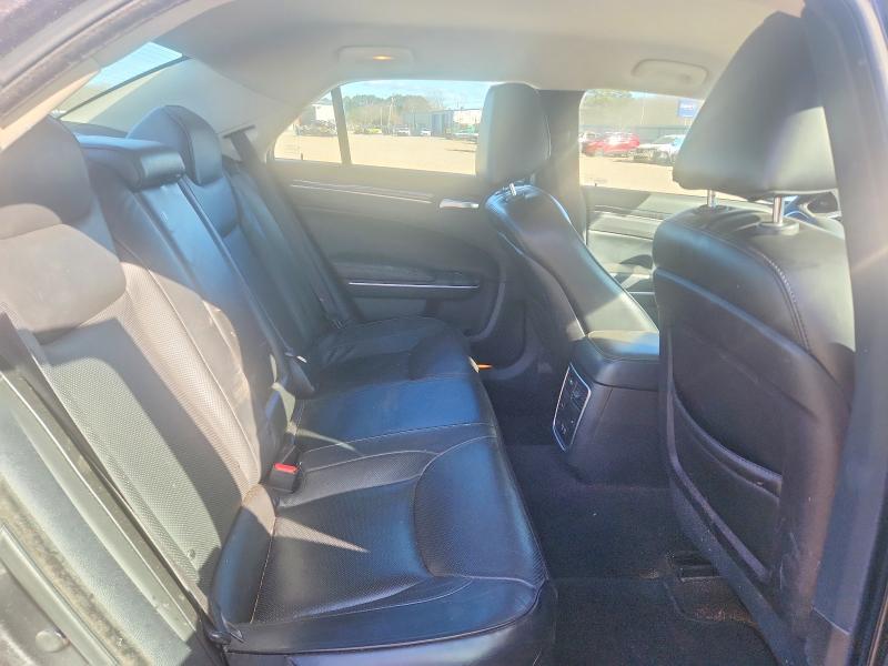 Photo 10 from auction – 2019 CHRYSLER 300 with VIN 2C3CCAEG0KH697592