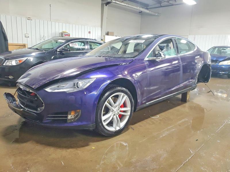 TESLA MODEL S 2015 with VIN 5YJSA1H41FF083208 - Photo from auction