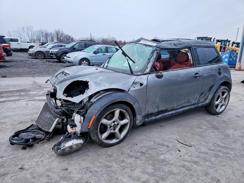 MINI COOPER S 2010 with VIN WMWMF7C5XATZ72475 - Photo from auction