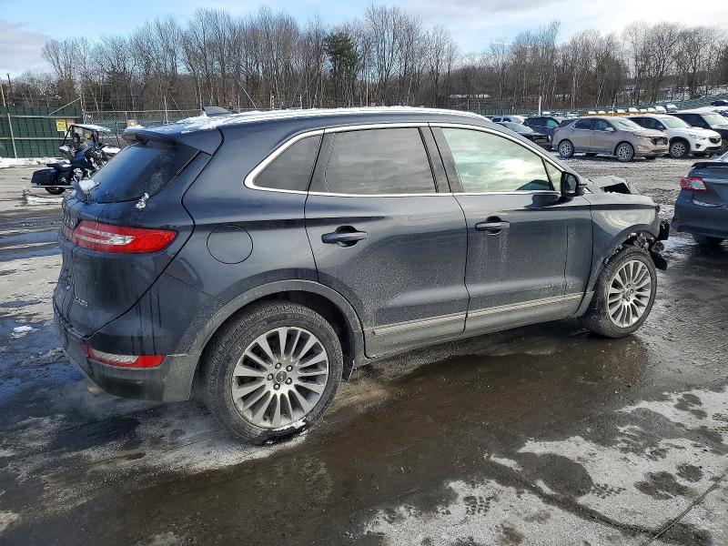 Фото 3 с аукциона – 2015 LINCOLN MKC с VIN 5LMTJ2AH2FUJ22394