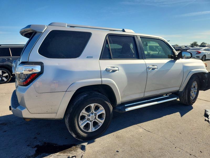 Photo 3 from auction – 2016 TOYOTA 4RUNNER with VIN JTEZU5JR8G5138769