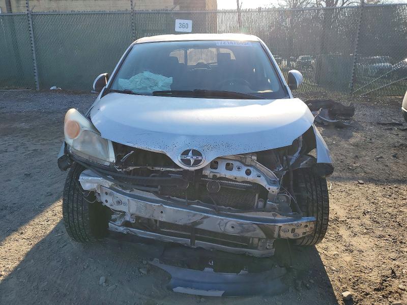 Photo 5 from auction – 2010 TOYOTA SCION XD with VIN JTKKU4B48AJ057149