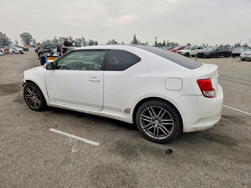 Photo 2 from auction – 2013 TOYOTA SCION TC with VIN JTKJF5C73D3049232