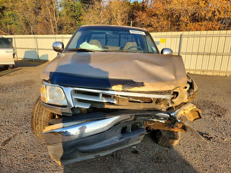 Photo 5 from auction – 1999 FORD F150 with VIN 1FTRX07W4XKA68040