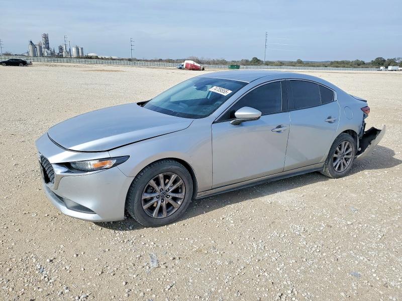 MAZDA 3 2019 with VIN 3MZBPABL3KM112483 - Photo from auction