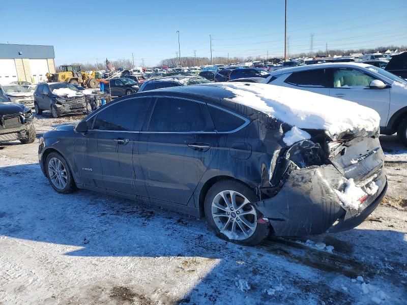 Photo 2 from auction – 2019 FORD FUSION with VIN 3FA6P0MU6KR102866